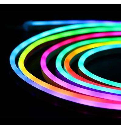 Kit complet Neon Flex RGBIC 2,5m - USB, App Bluetooth, télécommande, incl. montage, 7x15 neonflex