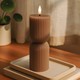 Bougie LED sablier 23cm, effet flamme, marron - Ø7,5cm, fonctionne avec télécommande, minuterie