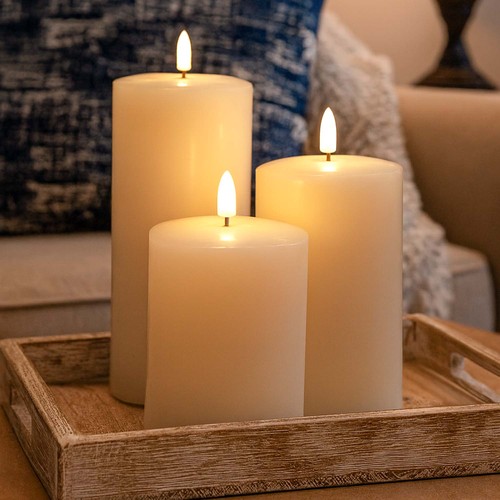 Set de 3 bougies LED, effet flamme, blanc - Avec télécommande et minuterie, 10/12,5/15cm de haut, Ø7,5cm, véritable cire