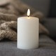 Bougie LED 10cm de haut, aspect fondu, effet flamme - Ø7,5cm, 10cm de haut, fonctionne avec télécommande, véritable cire