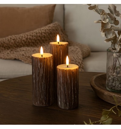 Set de 3 bougies LED aspect bois, aspect fondu, effet flamme - Ø5,5cm, 10/12,5/15cm de haut, avec télécommande, véritable cire