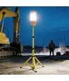 Projecteur de chantier LED 150W, 3,4m avec trépied inclus - 5000K, câble 5m, fiche schuko