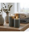 Lot de 3 bougies LED, vert - Ø7,5cm, 10/12,5/15cm de haut, fonctionne avec télécommande, minuterie, véritable cire
