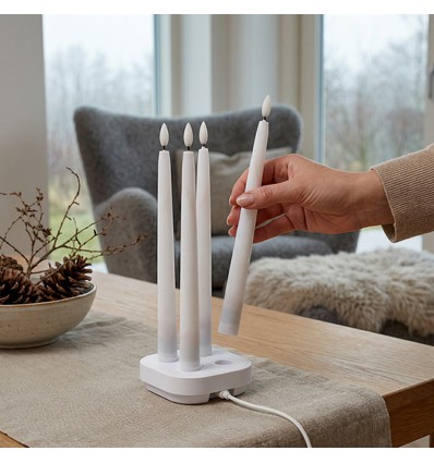 Pack de 4 bougies LED blanches avec base de chargement - Ø2cm, Hauteur : 25cm, cierges, télécommande incluse, minuterie