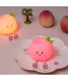 Veilleuse Pêche MOCHI en silicone souple - rechargeable, tactile dimmable