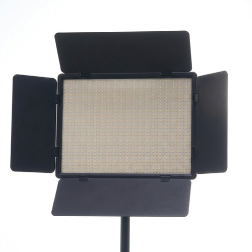 Panneau LED 200W photo et vidéo - Avec volets, CCT réglable et 8 effets