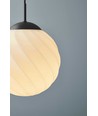 Halo Design - Suspension Twist Ø25cm E27 Boule Opale - noir